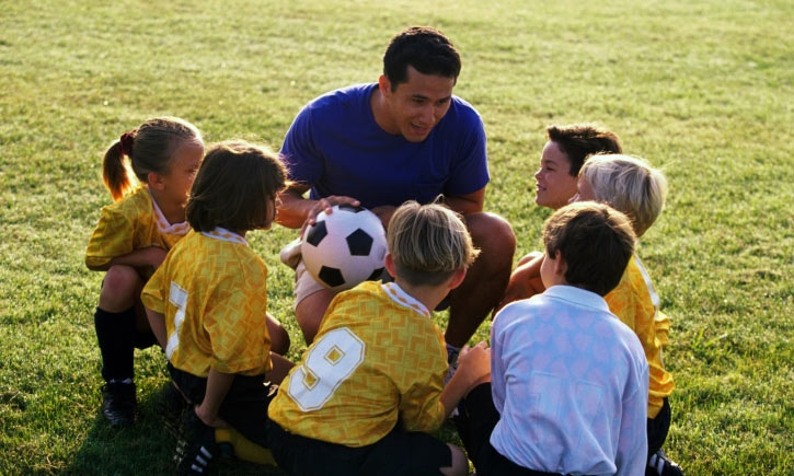 Яким повинен бути дитячий тренер з футболу?